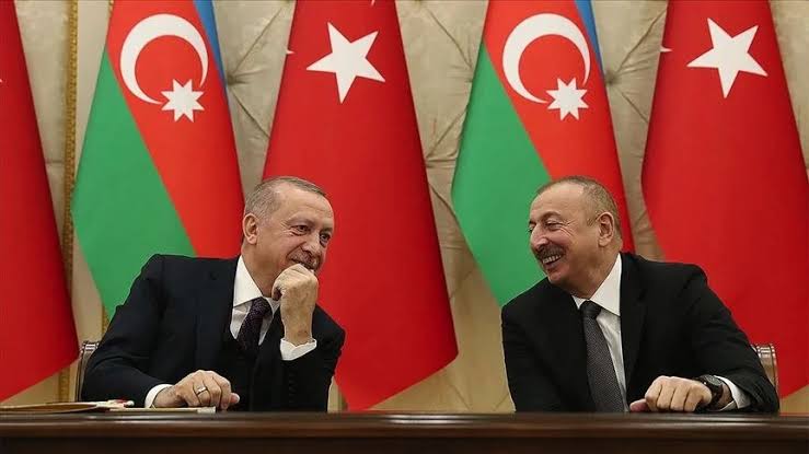 Türkiye ve Azerbaycan’dan Enerjide Dev Hamle: 3 Büyük Elektrik Projesi Yapılacak