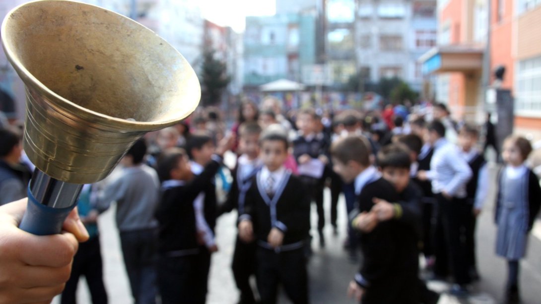 17 Milyon Öğrenci İçin Yeni Eğitim Dönemi Başlıyor: İşte Okullardaki Yeni Kurallar