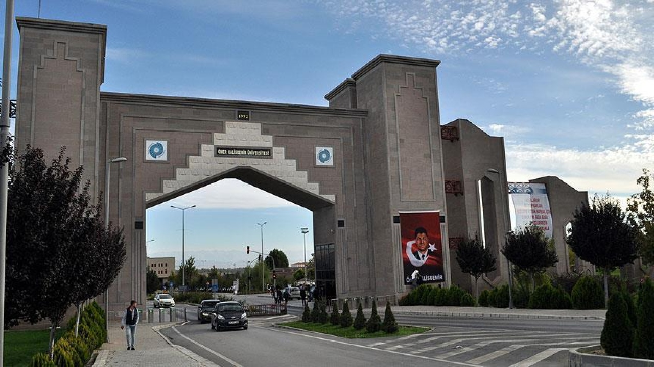 Niğde Ömer Halisdemir Üniversitesi Hastanesine 29 Sözleşmeli Personel Alınacak