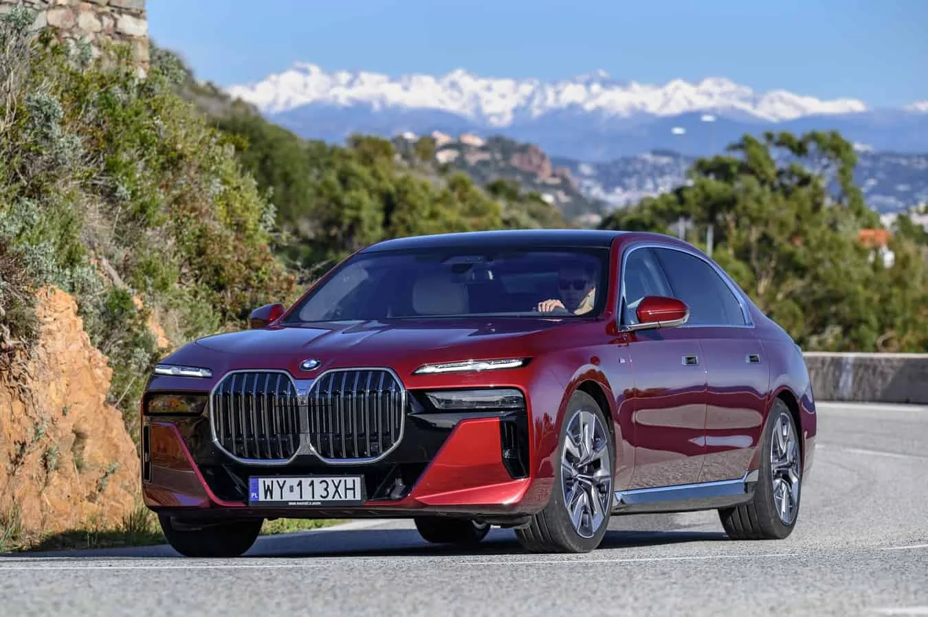 Yeni BMW 7 Serisi Türkiye'de Satışa Çıktı: İşte Fiyatlar