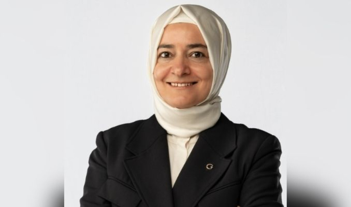 Fatma Betül Sayan Kaya ve Eşi Hisse İşlemlerinden Kazandığı Parayı İade Etti: İşte Kazandıkları Tutar