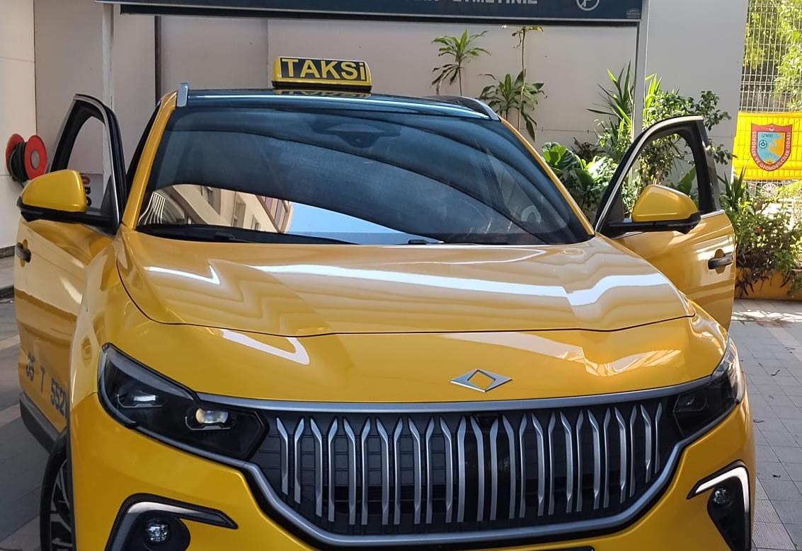 İzmir’de İlk TOGG Taksi Yollara Çıktı