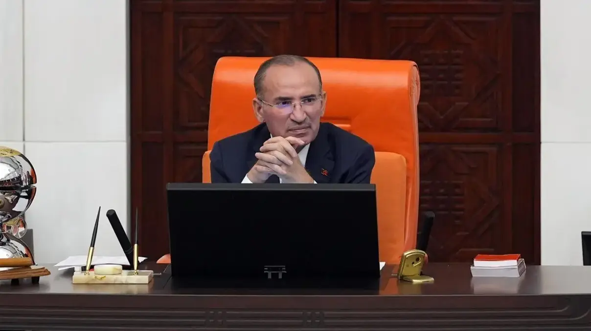 Bekir Bozdağ TBMM Başkanvekilliği Görevinden İstifa Etti