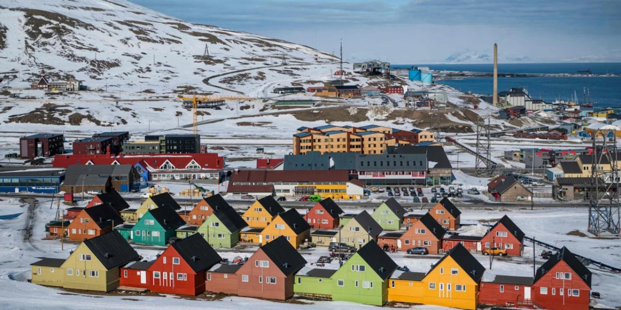 Norveç Svalbard'a yerleşmek isteyenlere oturum izni: İş ilanları yayınlandı