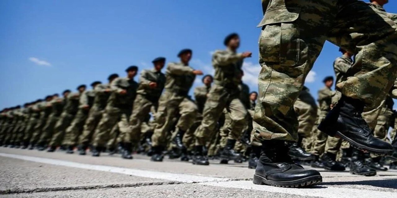 Yeni askerlik süresi kaç ay olacak, 3 aya mı düştü 2025