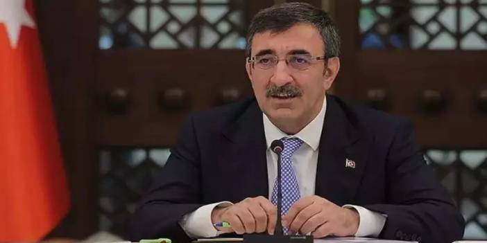 Cumhurbaşkanı Yardımcısı Cevdet Yılmaz'dan Maaş Zamları İçin Kritik Açıklama