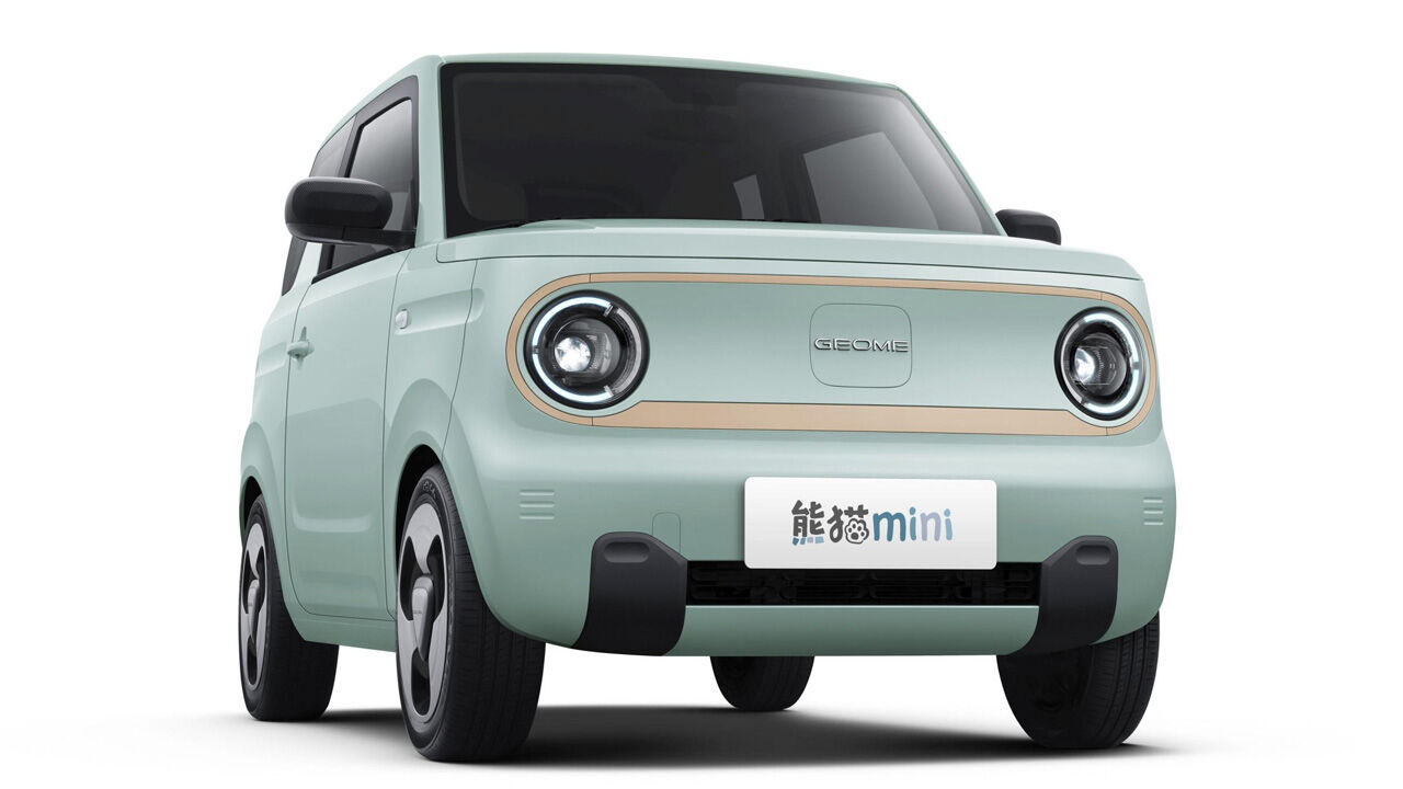 123cinliler-yine-yapti-yapacagini-250-bin-tlye-4-kisilik-elektrikli-otomobil-17488550288290-1.jpg