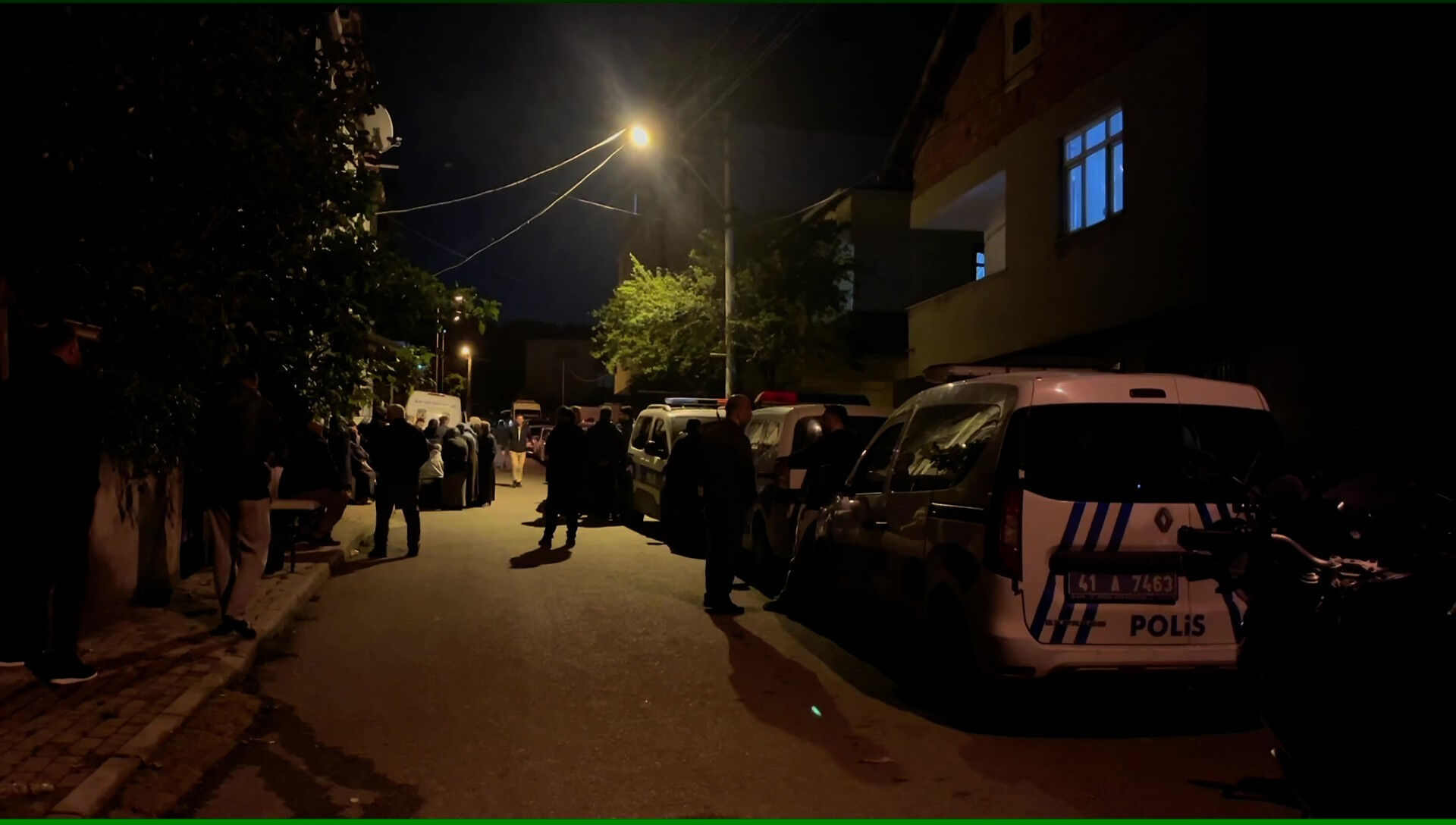 123kocaelide-aile-ici-tartisma-kanli-bitti-kizini-vuran-baba-intihar-etti-1760396883908-2.jpg